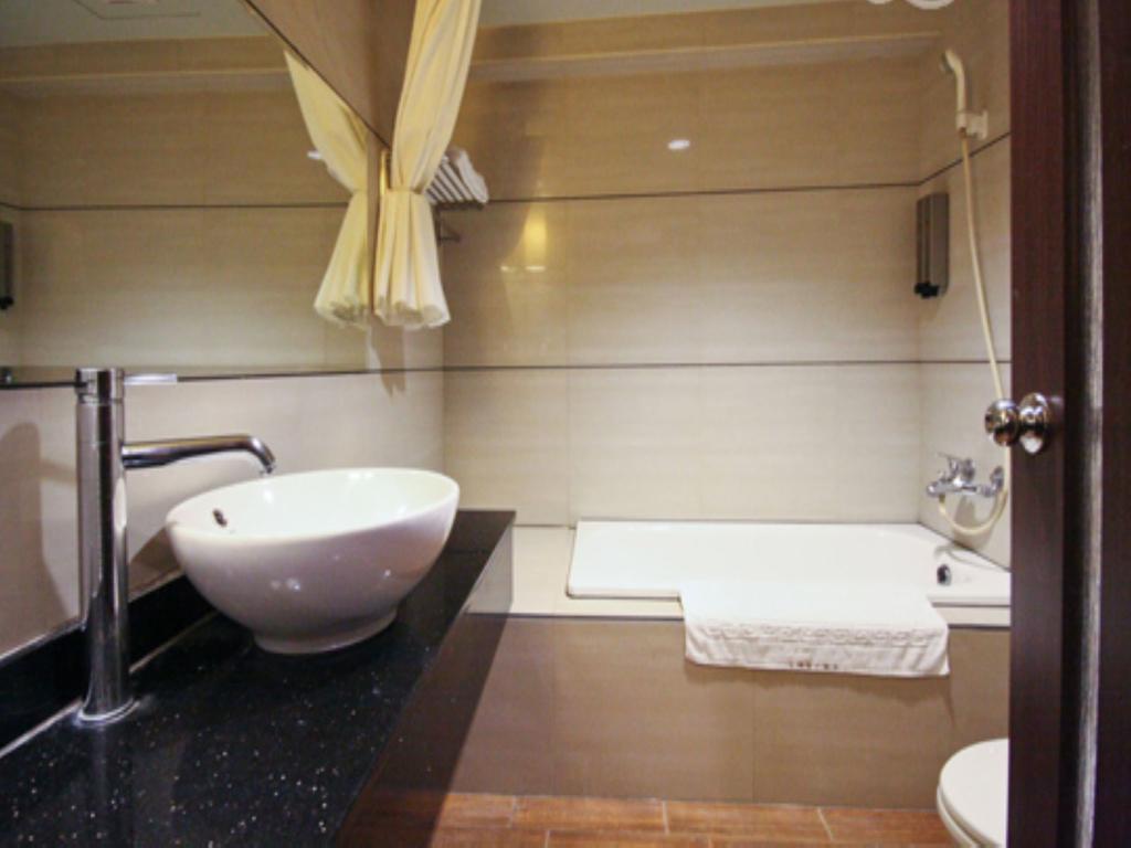 Cheng Pao Hotel Пули Екстериор снимка